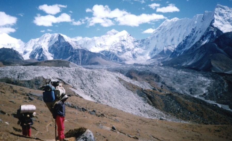 Chukung Valley: Island Peak ( Imja Tse ) and Mt.Makalu on ascent from Bibre to Kongma La