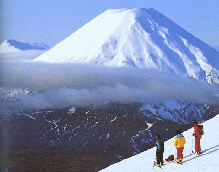 Mt. Ngauruhoe in Tongariro National Park from Mt.Ruapehu