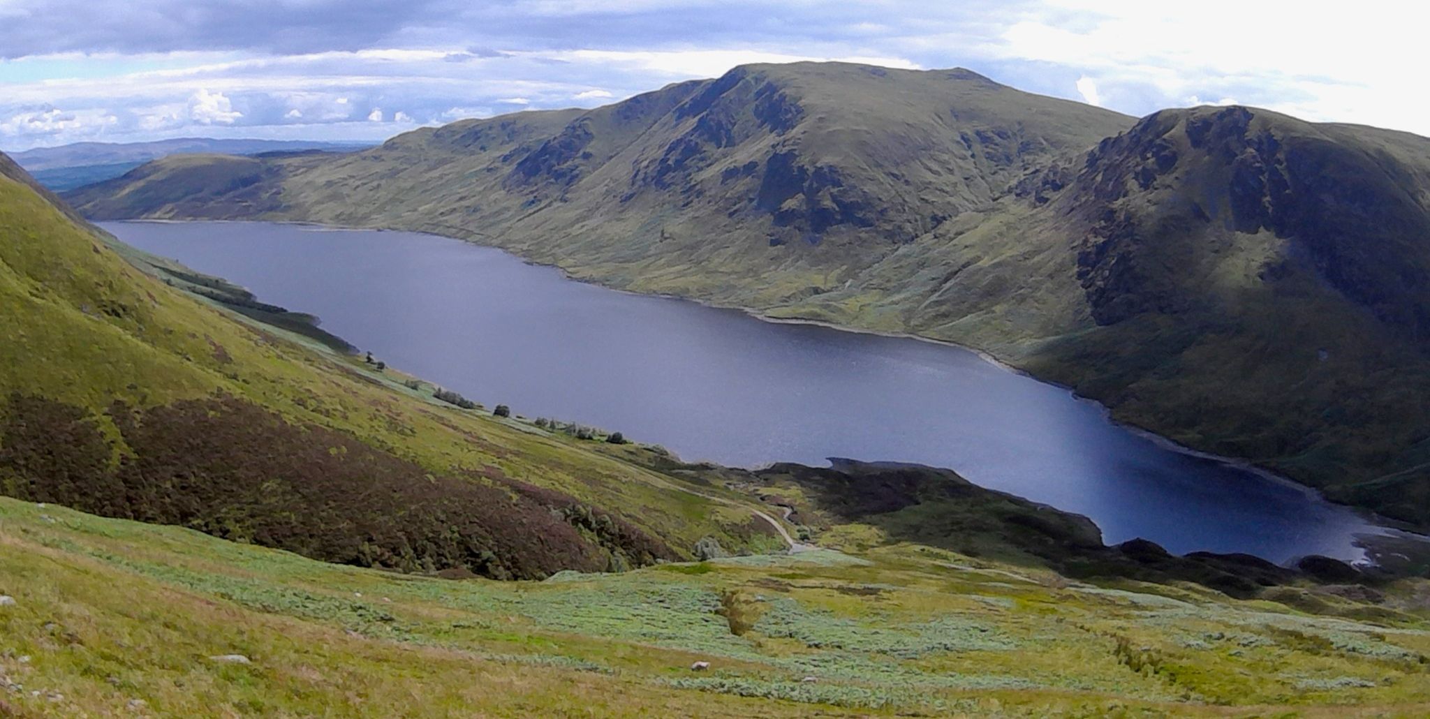 Hills above Loch Turret on descent from Auchnafree Hill