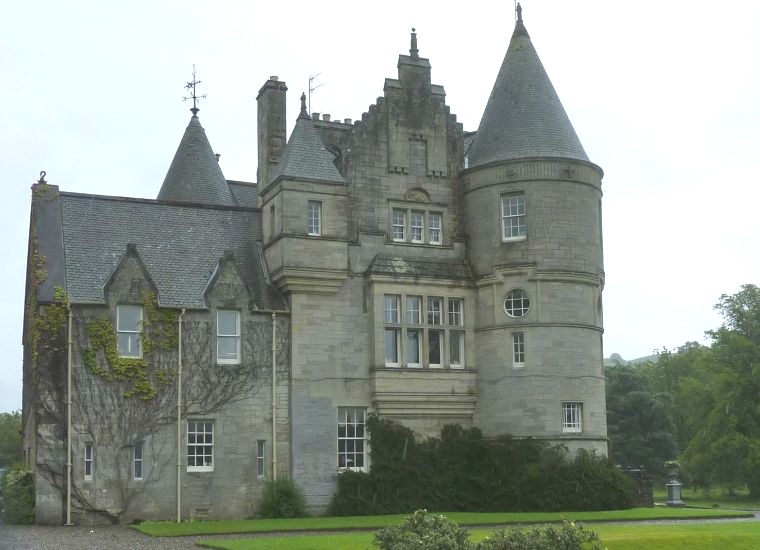 West Highland Way - Duntreath Castle on approach to Glengoyne Distillery