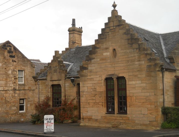 Cottage in Crossford Village